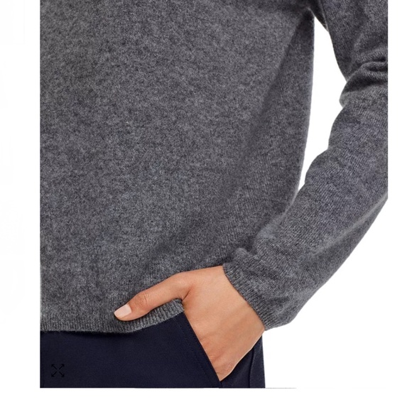 Luxurious 100% Cashmere Mock Neck Brushed Cashmere Sweater By Aqua in Med Gray - Picture 5 of 5